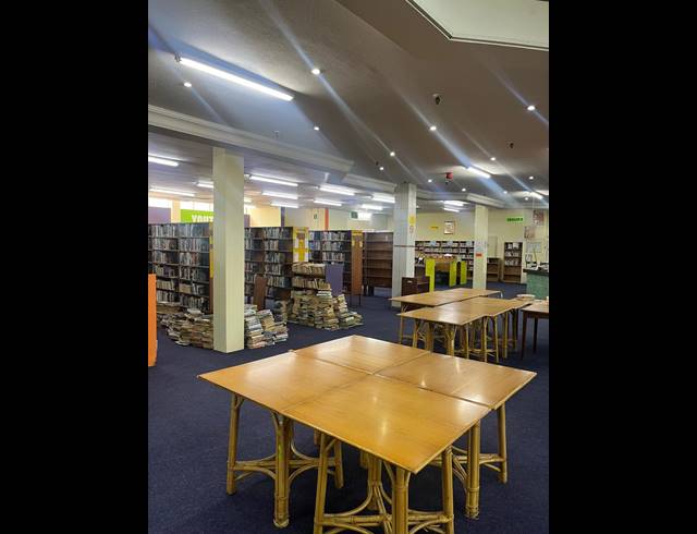 1,096M² OFFICE TO LET IN GLENWOOD